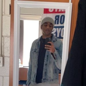 Meet your Posher, Pranav